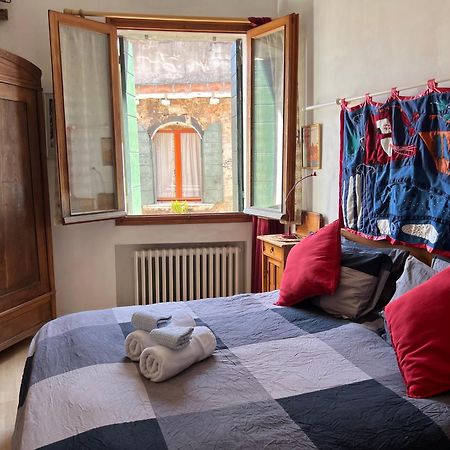 Ai Miracoli Apartment เวนิส ภายนอก รูปภาพ